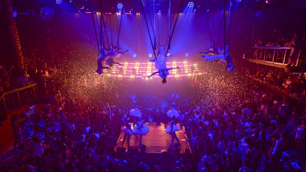 #4. Coco Bongo (Friday, December 25, 2015)